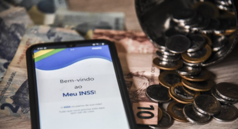 INSS: quem tem direito ao benefício que paga um salário mínimo sem precisar contribuir?