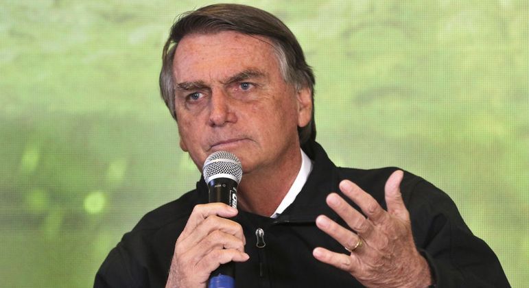 Bolsonaro partcipa de comício em Manaus, nesta quinta (22)