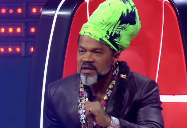 Carlinhos Brown fica de fora do 'The Voice' com Fátima Bernardes