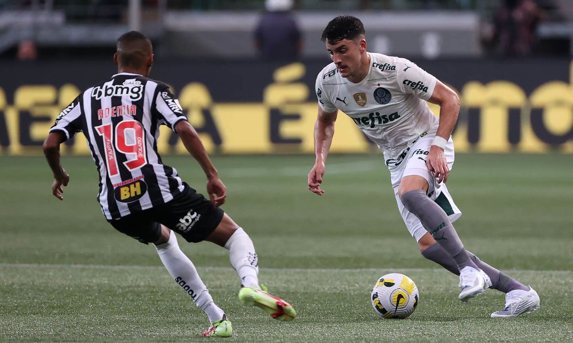 Atlético-MG e Palmeiras começam a decidir futuro na Libertadores