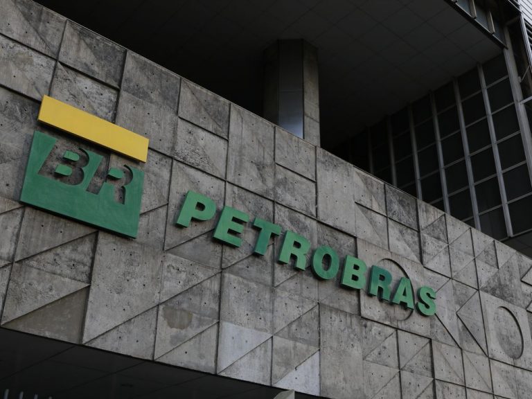 Projeto abre crédito suplementar de R$ 379,7 milhões para Petrobras