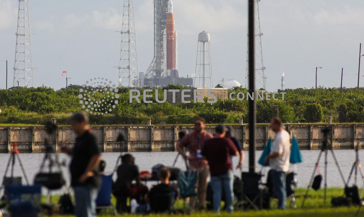 Nasa cancela lançamento da Artemis I após detectar vazamento em motor