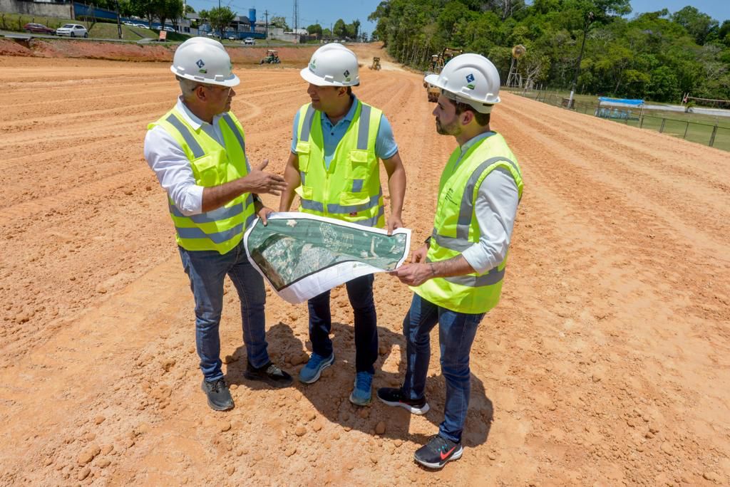 Wilson Lima destaca ritmo acelerado da maior obra de mobilidade de Manaus