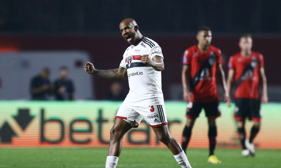 Sul-Americana: São Paulo derrota Atlético nos pênaltis e chega à final