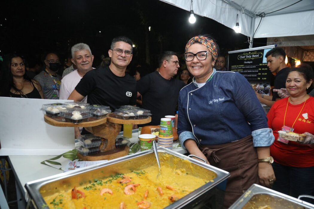 Prefeito David Almeida destaca espaços de gastronomia e empreendedorismo durante programação do #SouManaus