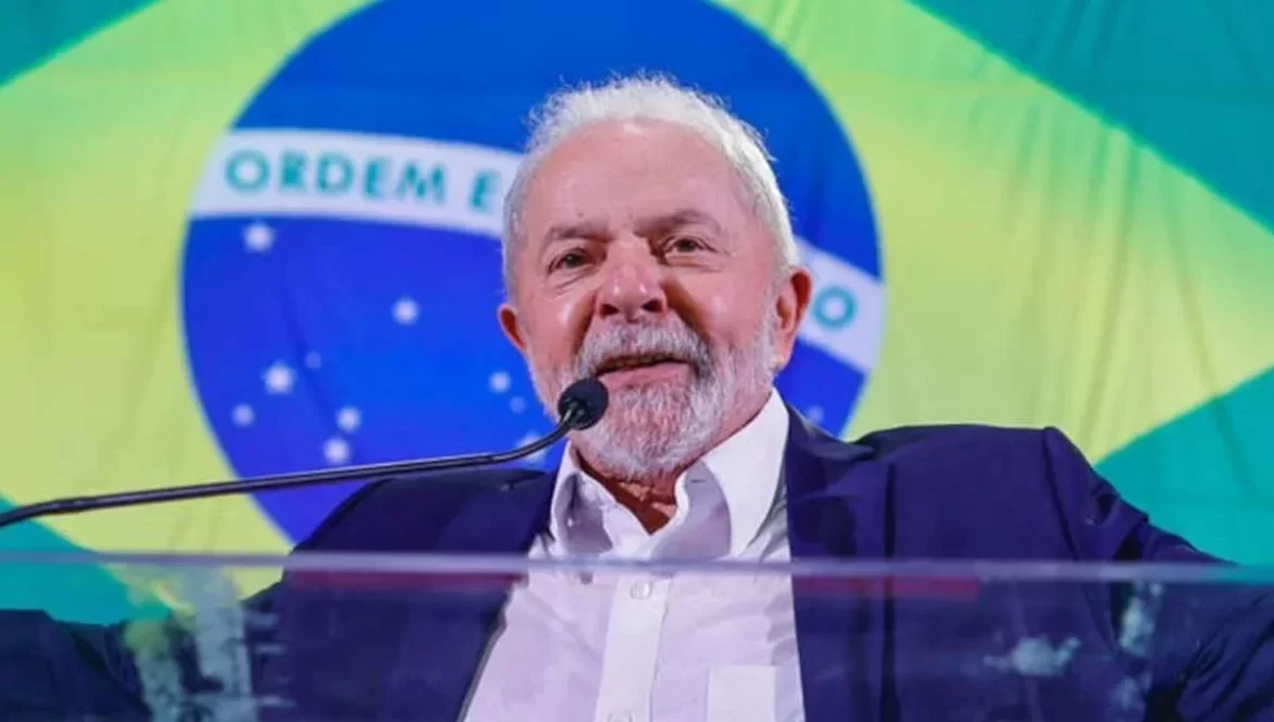 Com 46% dos votos, Lula ultrapassa soma dos demais candidatos