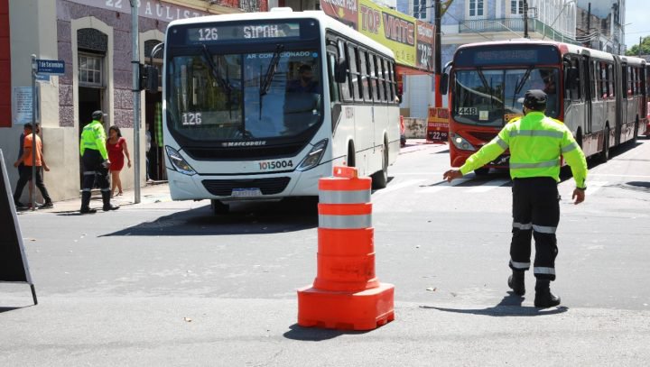 Prefeitura disponibiliza linhas de ônibus para atender ‘#SouManaus Passo a Paço 2022’