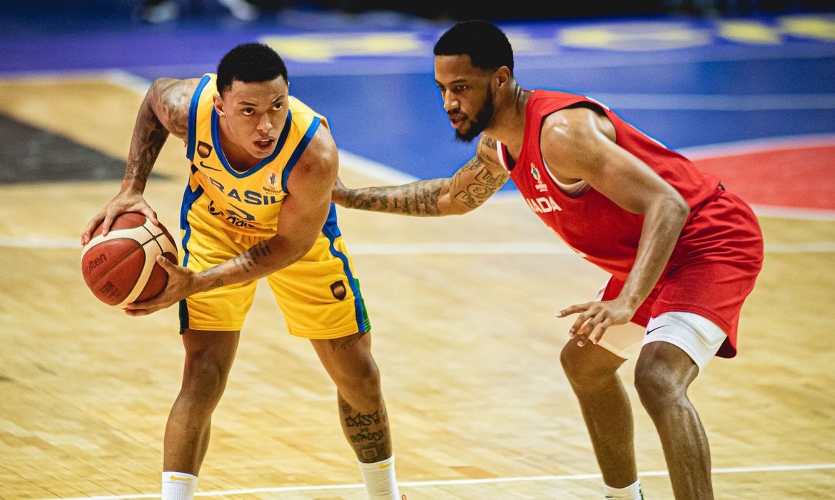 Basquete: seleção masculina vence Canadá na estreia da AmeriCup