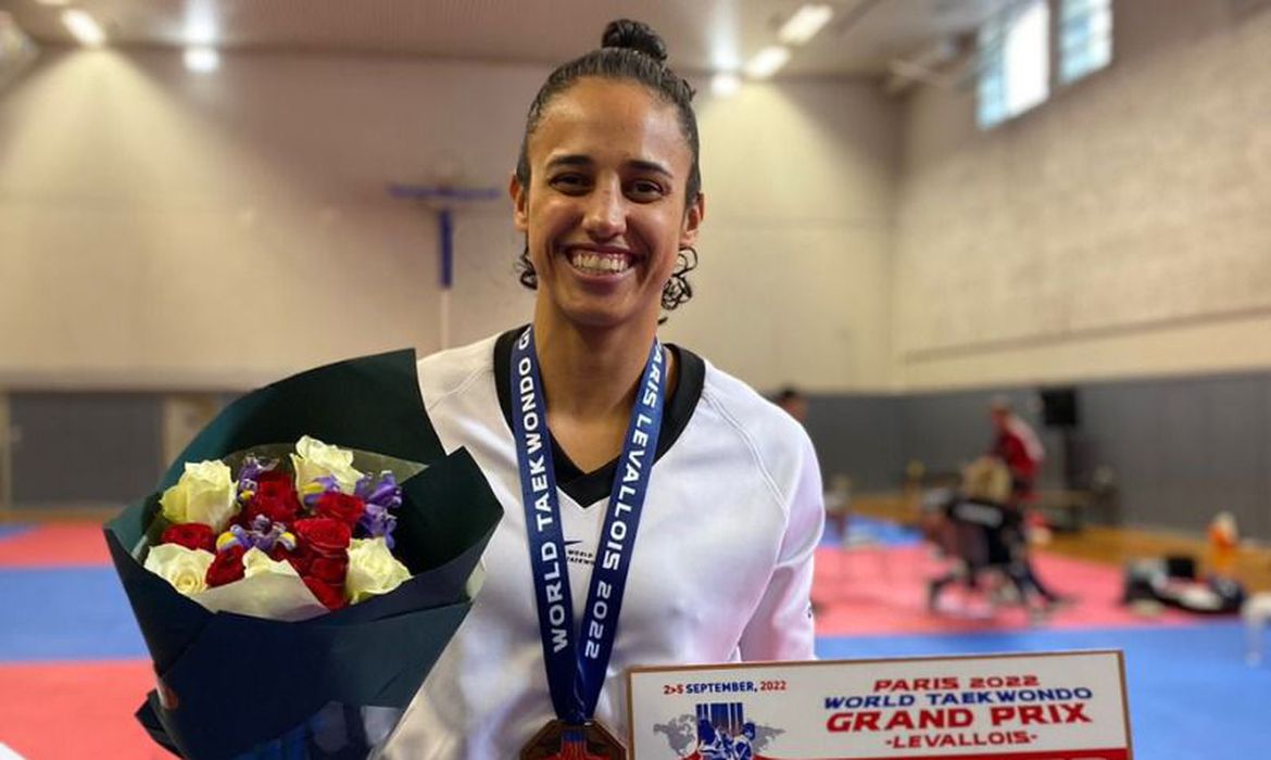 Gabriele Siqueira é bronze no Grand Prix de Taekwondo de Paris