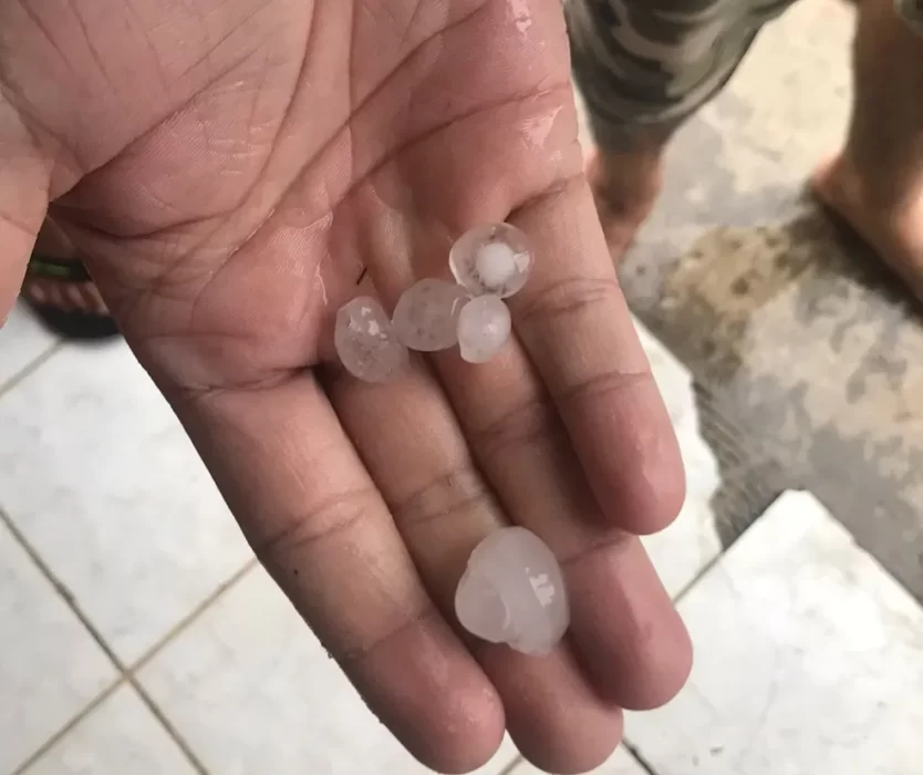 Vídeo: chuva de granizo é registrada em Manacapuru, AM