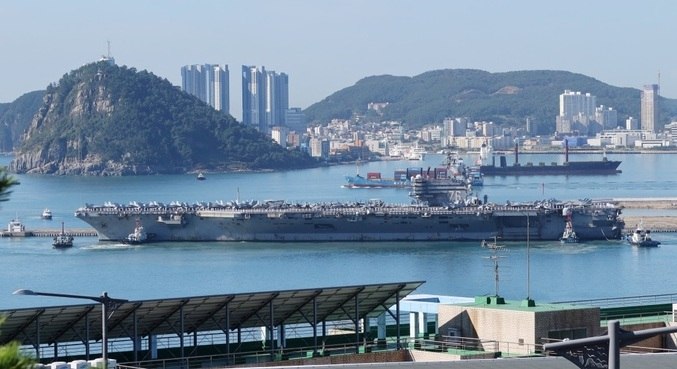 Coreia do Norte dispara míssil balístico no Mar do Japão