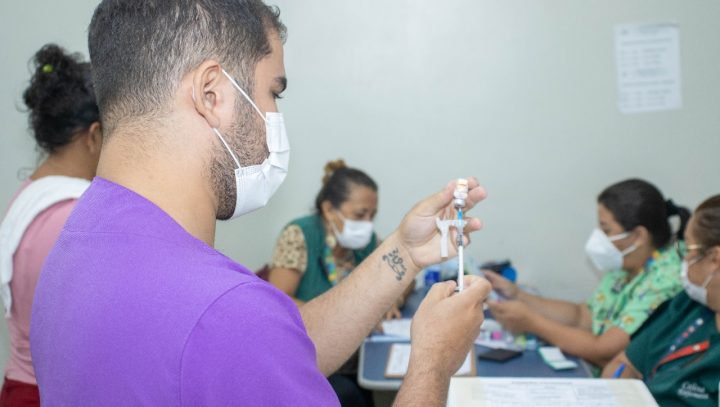 Prefeitura de Manaus amplia público para a vacina contra o HPV e alerta para baixa cobertura