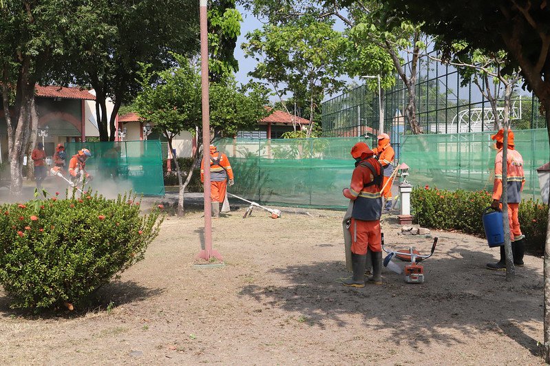 Parque dos Bilhares recebe ação de limpeza da Prefeitura de Manaus nesta sexta-feira (23)