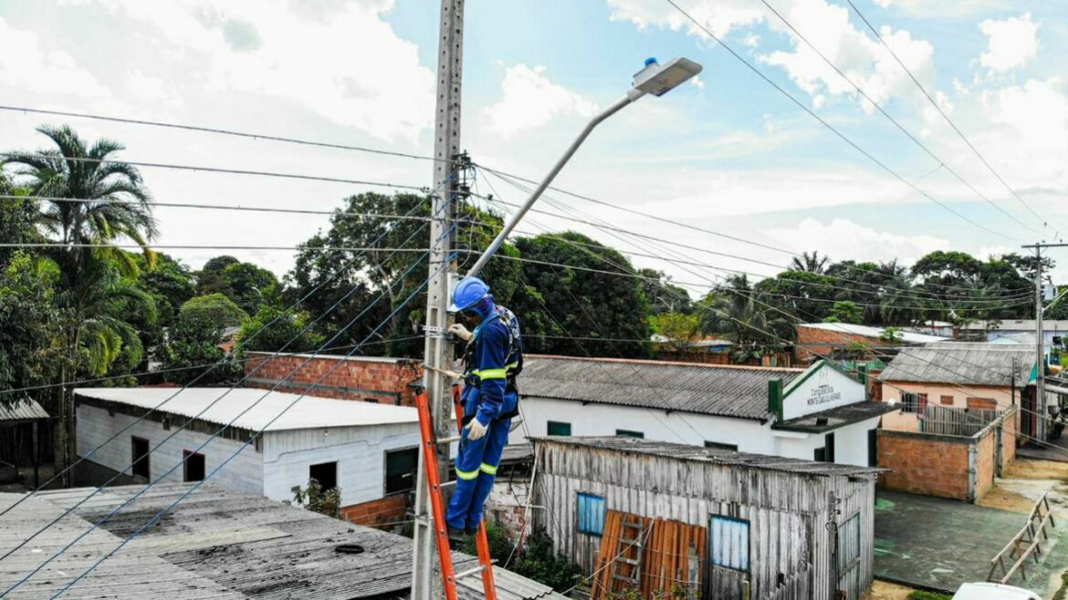 Prefeitura de Manacapuru manifesta interesse em receber o Ilumina+ Amazonas