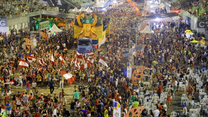 Manaus celebra aniversário de 355 anos da cidade com noite gospel e Boi Manaus