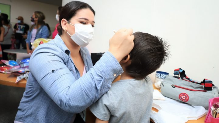 Prefeitura de Manaus realiza manhã de acolhimento com alunos da Semed atendidos pelo Hemoam