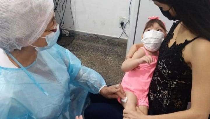 Manaus adota a estratégia ‘Aproveita Baby’ para evitar sobra de vacinas contra a Covid-19