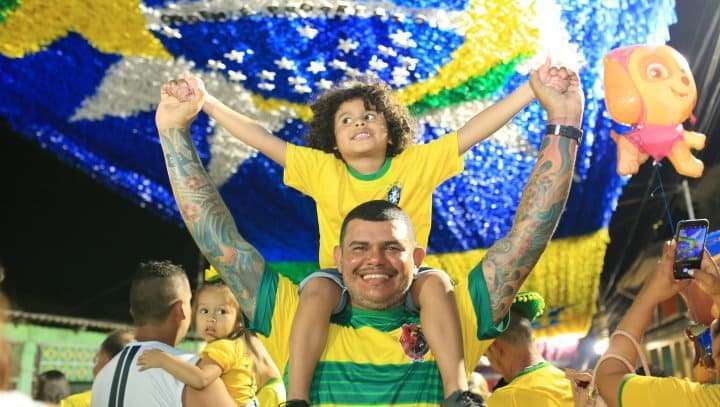 ‘Ruas da Copa’ em Manaus terão transmissão simultânea dos jogos da Seleção Brasileira de Futebol durante a Copa do Mundo 2022