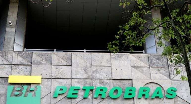 Equipe de transição se reúne com diretores da Petrobras nesta segunda-feira