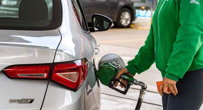 Preços da gasolina, do diesel e do gás de cozinha sobem nesta quinta-feira por causa de alta do ICMS