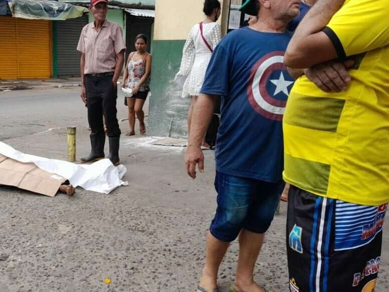 Carregador passa mal e morre enquanto trabalhava na Feira da Banana