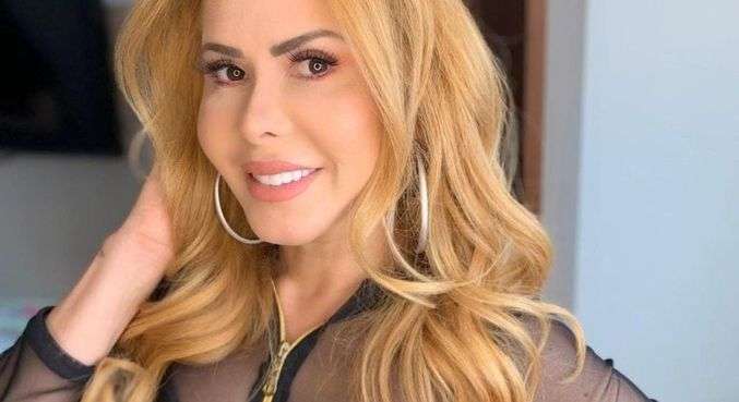 Joelma faz desabafo e revela que sofreu derrames oculares e paradas cardíacas