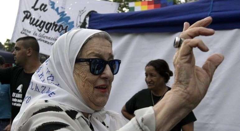 Líder histórica das Mães da Praça de Maio morre aos 93 anos