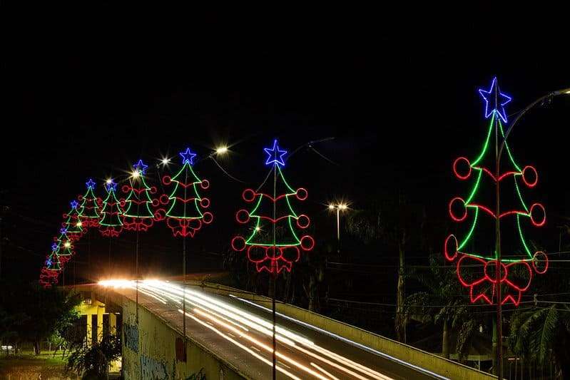 Avenidas de Manaus ganham luzes e cores na segunda edição do ‘Natal das Águas’