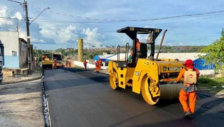 Prefeitura de Manaus recupera 80 ruas no bairro Nova Cidade