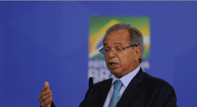 Bolsonaro nomeia irmã de Paulo Guedes para Conselho de Educação