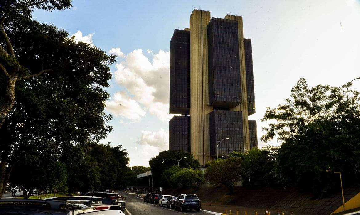 Atividade econômica tem alta de 0,05% em setembro