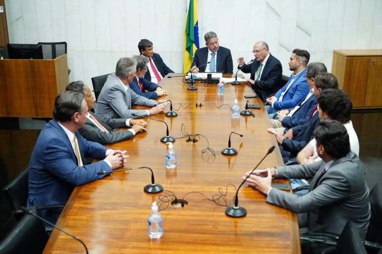 Novo governo fará emendas ao Orçamento de 2023 por meio do relator-geral