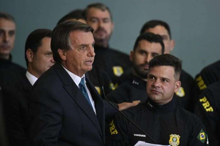 Bolsonaro exonera Silvinei Vasques, diretor-geral da PRF