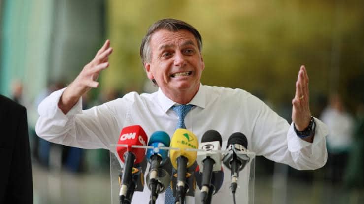 Partido Liberal vai buscar doações para salário de Bolsonaro