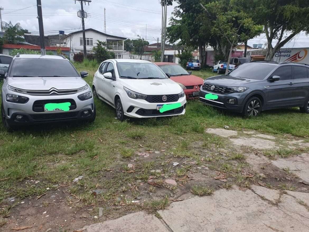 Polícia apreende três veículos de luxo furtados de locadora no bairro Tarumã