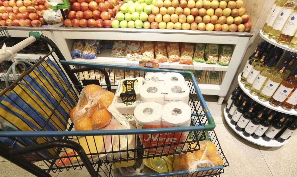 Consumo nos lares cresce 3,02% até outubro