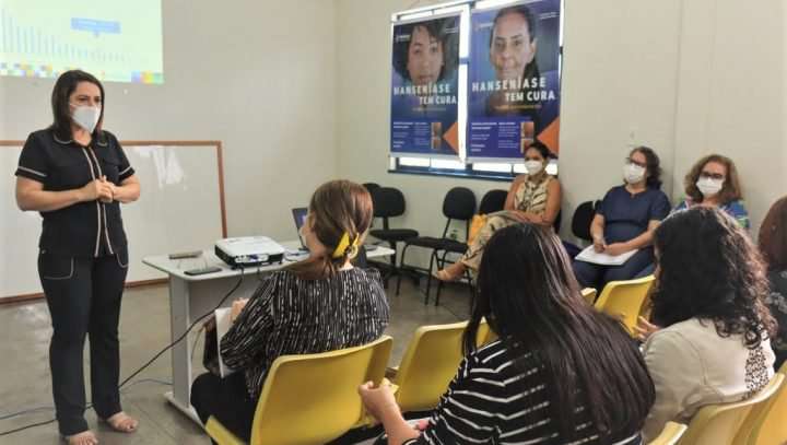 Médicos e enfermeiros participam do curso ‘Abordagem da Hanseníase na Atenção Primária’