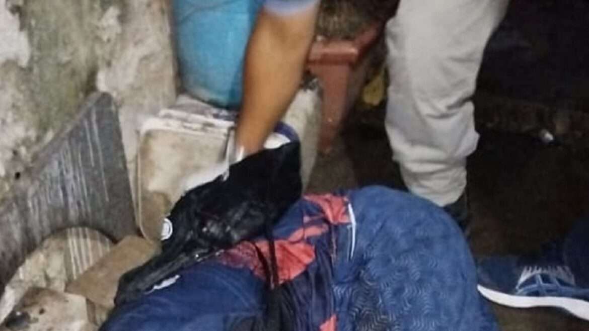 Homem é assassinado a tiros na porta de casa no bairro Compensa