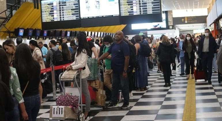 Voos no Aeroporto de Congonhas (SP) têm atrasos e cancelamentos no 3° dia de greve de aeronautas