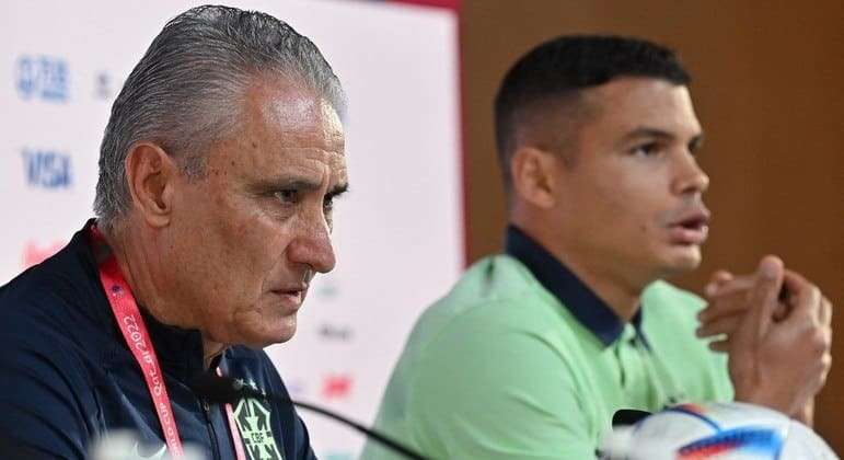 Tite manda mensagem de apoio a Pelé: 'Pedimos a todos que orem por ele'