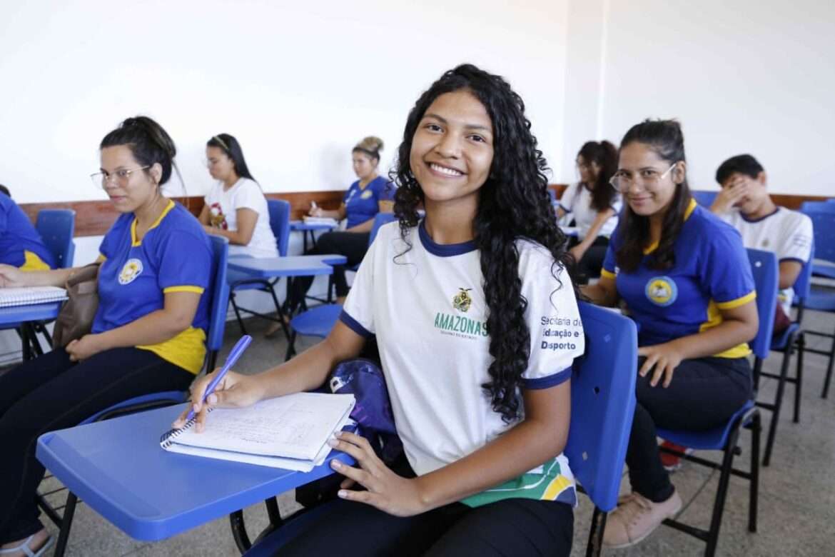 Transferência e matrícula de novos alunos com deficiência da rede pública de ensino começa nesta quarta-feira