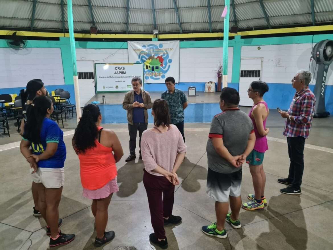 Oficinas de dança da prefeitura atraem jovens e adultos nas zonas Leste e Sul de Manaus