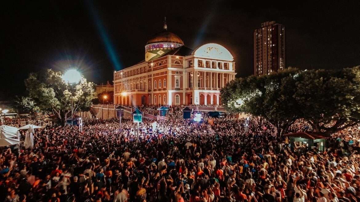 Uendel Pinheiro realiza 'Do Nada um Pagode' no Largo São Sebastião no sábado (7)