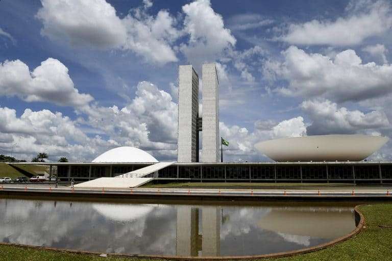 Congresso inicia ano legislativo com 27 medidas provisórias pendentes de votação