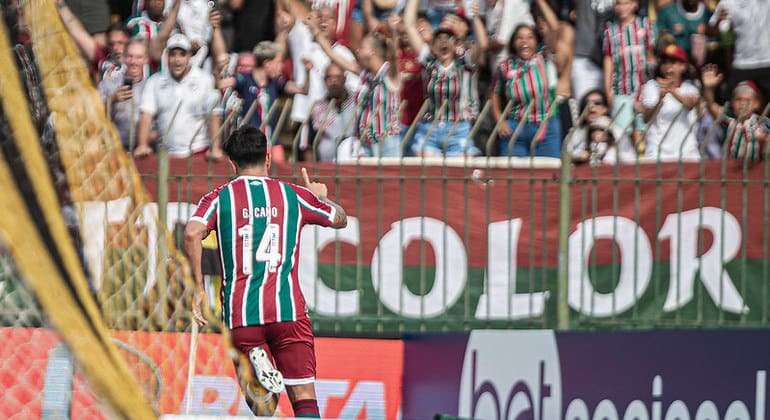 Fluminense estreia bem no Cariocão, e vence o Resende com tranquilidade