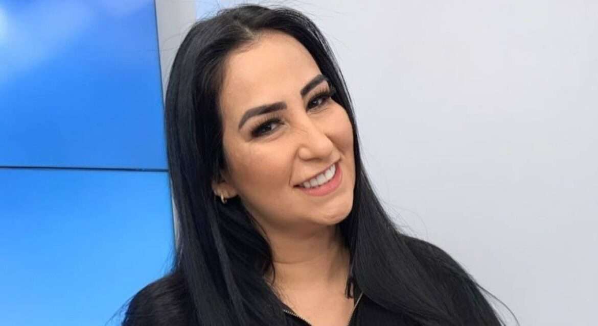 Fabíola Gadelha, a Rabo de Arraia, é demitida da Record TV