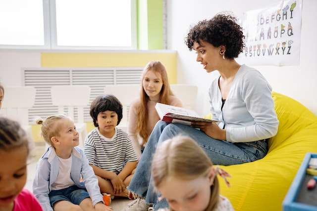 Especialista explica como equilibrar as emoções dos estudantes na volta às aulas