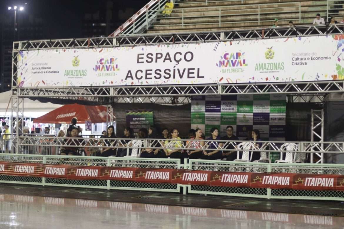 Espaço PcD está disponível no Carnaboi de Manaus