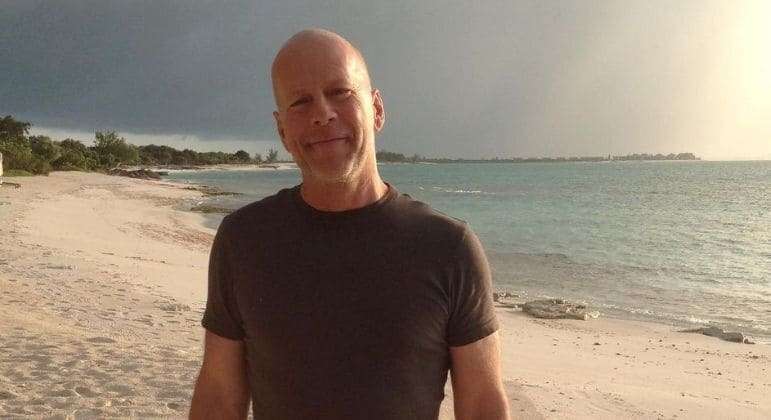 Bruce Willis é diagnosticado com demência em estágio sem tratamento disponível