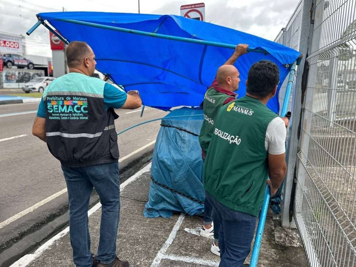 Prefeitura de Manaus realiza operação ‘Carnaval’ ordenando o mercado informal nas áreas de eventos